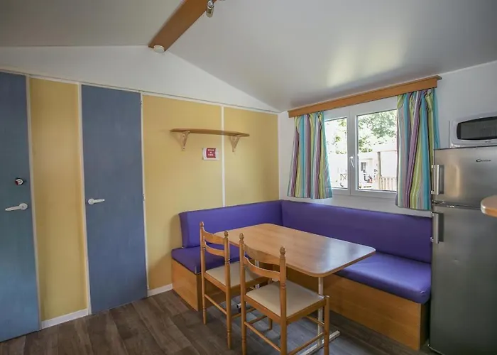 Mobil-home Du De * フォワ